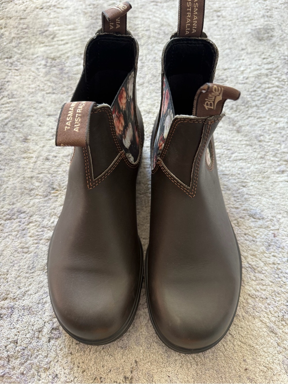 Blundstone Brown Leather Chelsea Boots with Floral Side Panels - Picture 4 of 8